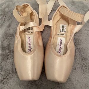 Russian pointe ballet pointe shoes